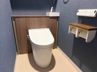 トイレリフォーム 1日で施工完了！シックで落ち着くレストルーム
